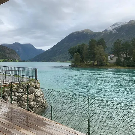 Crystal - Waterfront Stryn